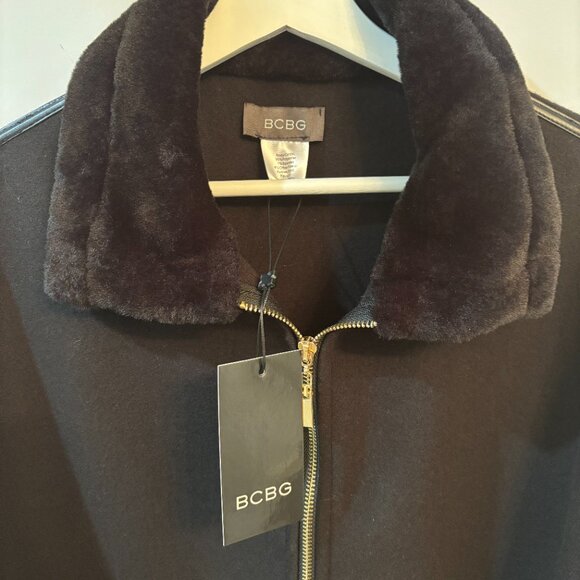 NWT BCBG Black Women's Cape Coat - Picture 3 of 9